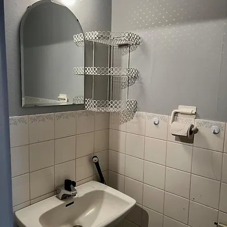 Villa Spacious Detached House For Overnight And Relaxation